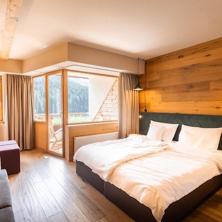 Almhof Family Und Wellness Resort แกร์ลอส ภายนอก รูปภาพ